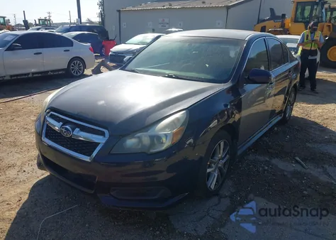 2013 Subaru Legacy 2.5I Premium из США, поврежденный, VIN 4S3BMBC62D3020022
